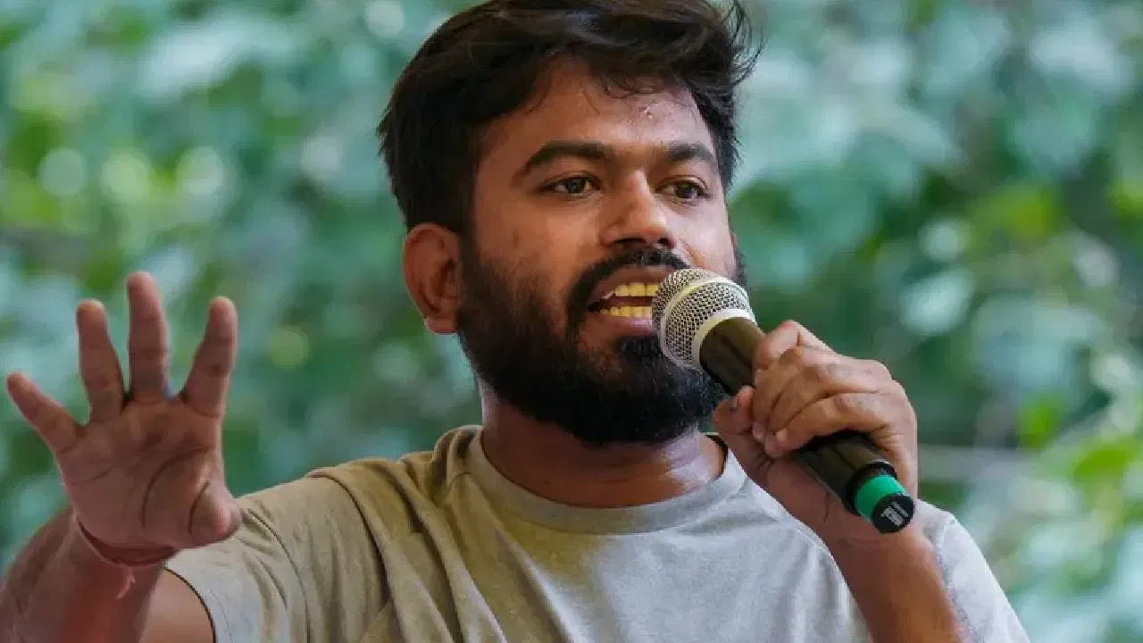 Abhijeet Dipke: अभिजीत दीपके झारखंडमधील विद्यार्थी आंदोलनात सहभागी होणार? त्या प्रश्नावर काय दिलं उत्तर? थेट म्हणाला... Abhijeet Dipke: अभिजीत दीपके झारखंडमधील विद्यार्थी आंदोलनात सहभागी होणार? त्या प्रश्नावर काय दिलं उत्तर? थेट म्हणाला...