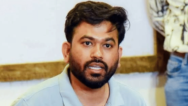 अभिजीत दीपकेंची सर्वात मोठी मागणी! थेट म्हणाले, PM कॅअर फंडमधील 8,452 कोटी रुपये... नेमकं काय घडलं? अभिजीत दीपकेंची सर्वात मोठी मागणी! थेट म्हणाले, PM कॅअर फंडमधील 8,452 कोटी रुपये... नेमकं काय घडलं?