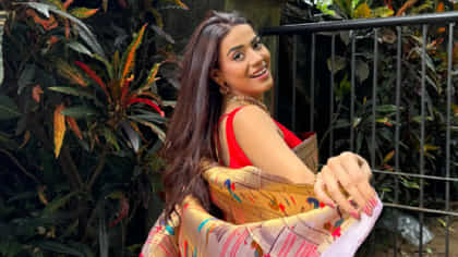 पेस्टल जांभळ्या पैठणी साडीत प्रतिक्षा मुणगेकरचा रक्षाबंधनासाठी खास लूक.