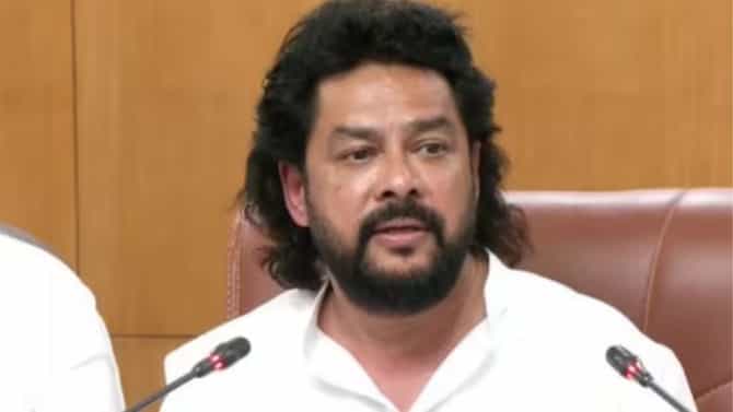 भ्रष्टाचाराच्या आरोपांनंतर काँग्रेसच्या बड्या मंत्र्याला द्यावा लागला राजीनामा, राजकारणात खळबळ