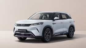 Maruti e-Vitara ला टक्कर देण्यासाठी सज्ज होतेय BYD Atto 2, फिचर्स काय?.