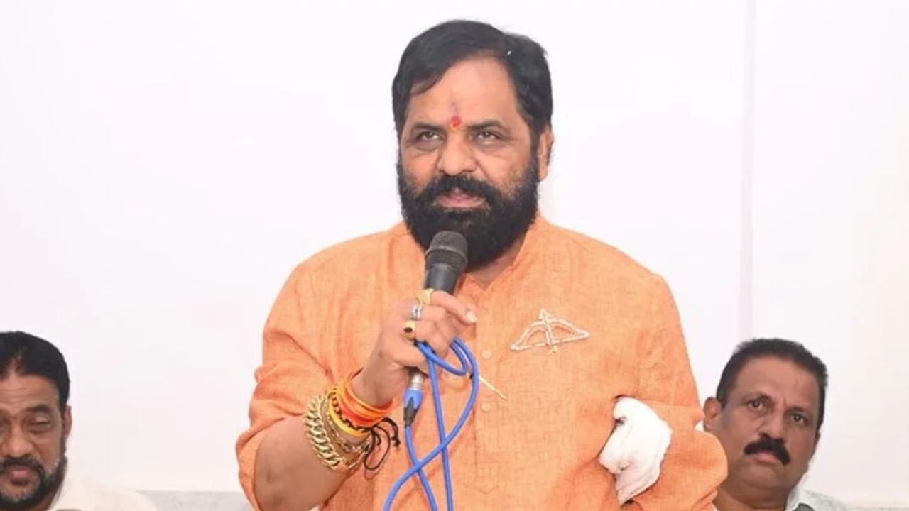 भरत गोगावले यांच्या पालकमंत्रिपदाबद्दल राज्यातील बड्या नेत्याचे भाष्य.. भरत गोगावले यांच्या पालकमंत्रिपदाबद्दल राज्यातील बड्या नेत्याचे भाष्य..