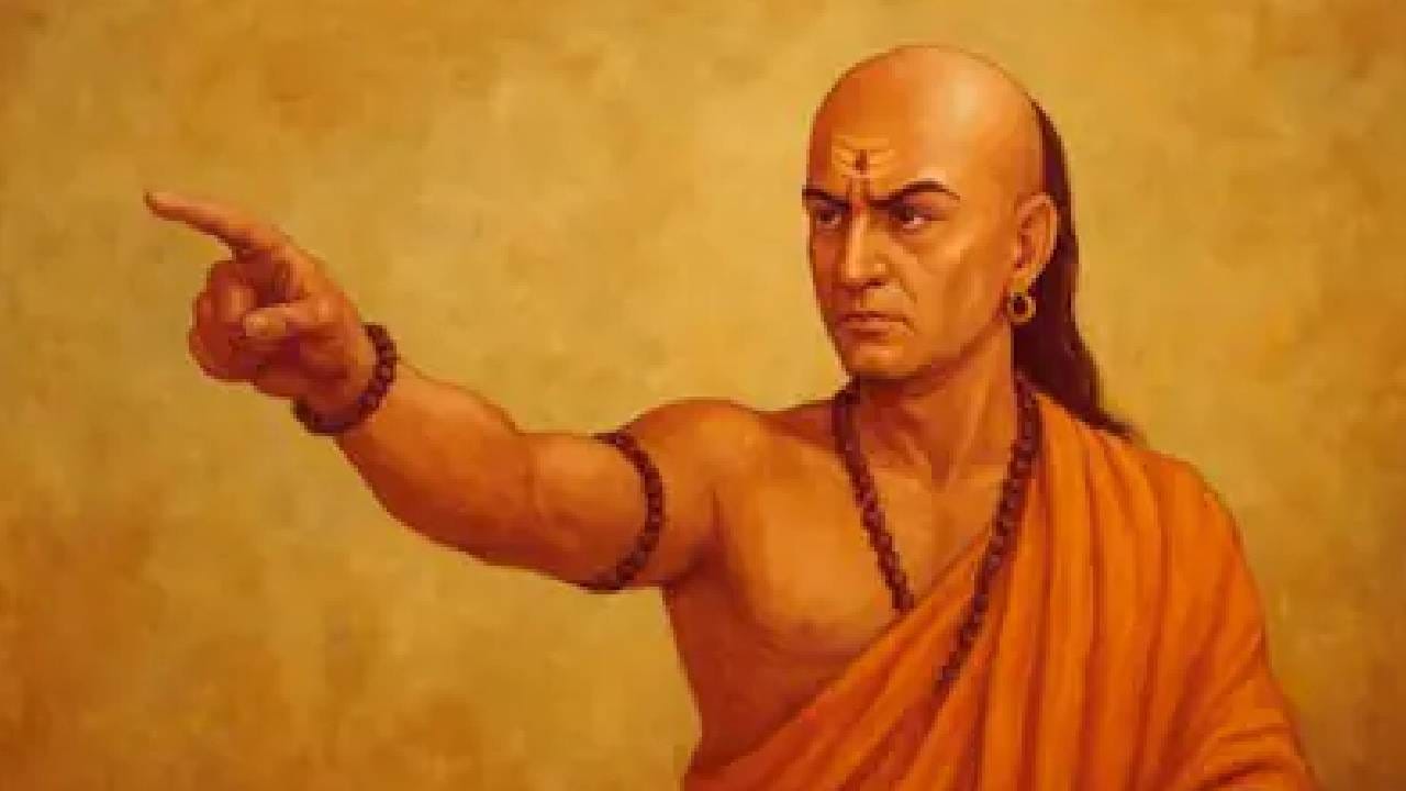 काही वेळा महिला घरातील व्यक्तींना काळजी वाटू नये म्हणून आपल्या छोट्या-मोठ्या आरोग्याच्या तक्रारी दुर्लक्षित करतात असं त्यांनी सांगितलं आहे. मात्र, आजारपण लपवणे योग्य नाही. गंभीर किंवा सतत जाणवणारी समस्या असल्यास योग्य वैद्यकीय सल्ला घेणे महत्त्वाचे आहे.