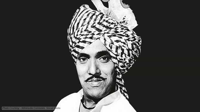 Dada Kondke : शेवटच्या क्षणी कशी होती दादा कोंडके यांची परिस्थिती? प्रसिद्ध लेखिका म्हणतात, 2 तास त्यांच्या प्रेताजवळच...