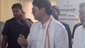 अरे, तुम्ही मला पाणीच... धनंजय मुंडेंचा तो व्हिडीओ व्हायरल-1727680