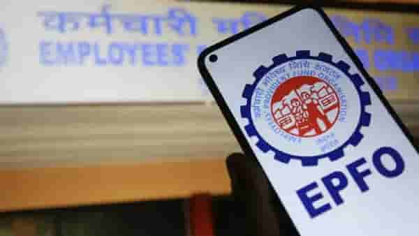 नोकरदारांसाठी मोठी बातमी! PF ची वेतन मर्यादा 25 हजार रुपये होणार? लाखो कर्मचाऱ्यांच्या पगारावर होणार थेट परिणाम