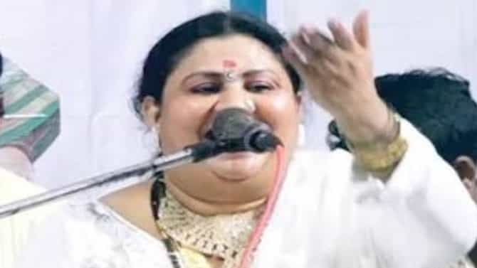 प्रसिद्ध मराठी गायिकेवर गुन्हा दाखल, लाखोंची फसवणूक केल्याचा आरोप, नेमकं प्रकरण काय?