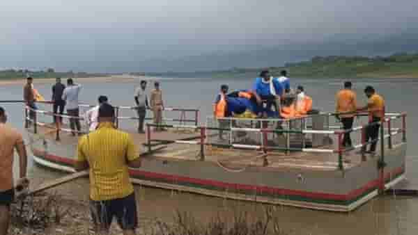 आधी पाया पडला, नंतर पाण्यात दाबून धरले... पित्यानेच चंबळ नदीत मुलीला... दिल्ली हादरली