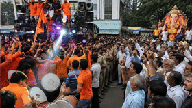 यंदा गणेशोत्सवात डीजे वाजवता येणार की नाही? नवे नियम काय? मुख्यमंत्री फडणवीस म्हणाले...