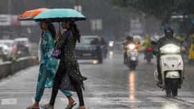 वादळी वाऱ्यासह धो-धो कोसळणार, महाराष्ट्रासह या अलर्ट जारी.