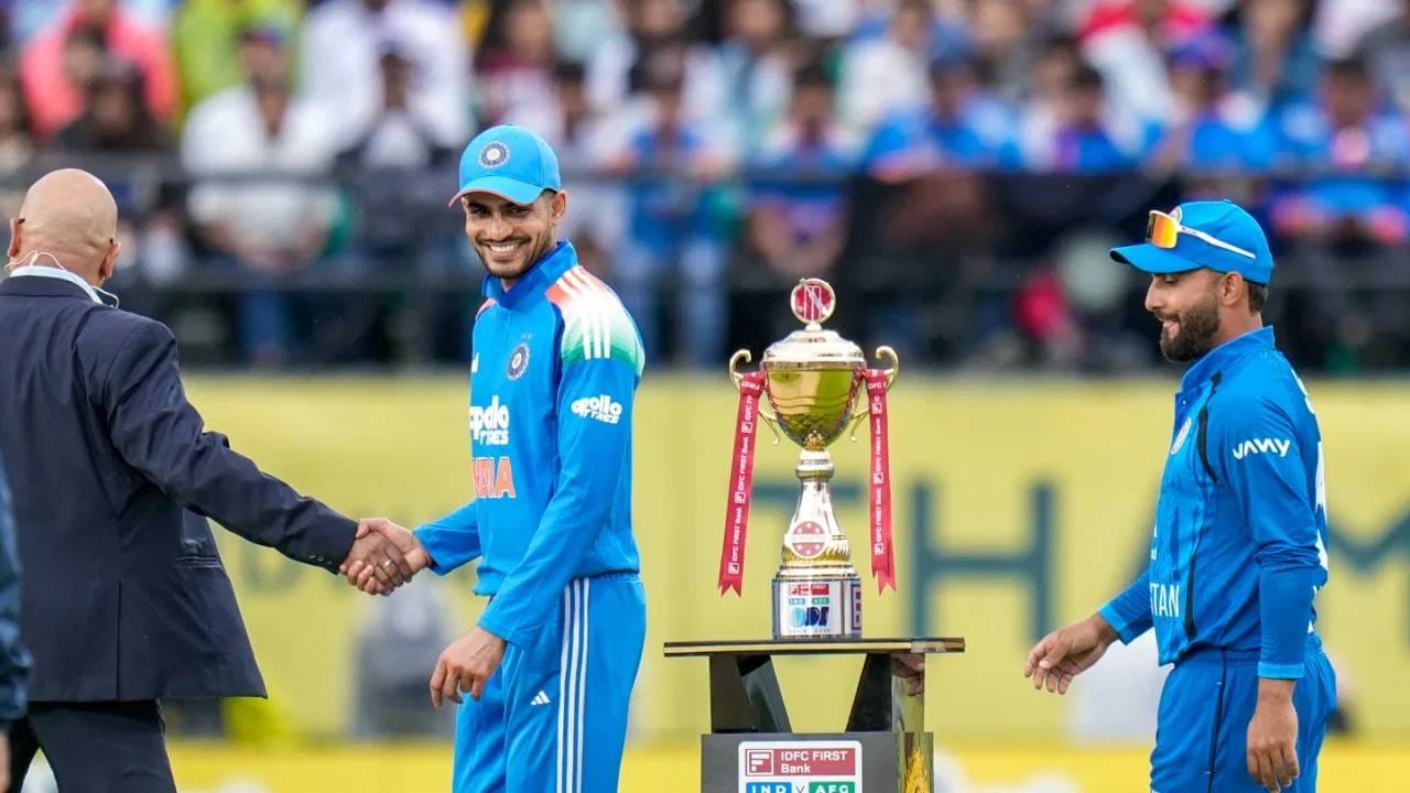 अफगाणिस्तान क्रिकेट बोर्डाने टी20 मालिकेसाठी वेळापत्रक जाहीर केलं आहे. पहिला टी20 सामना 13 सप्टेंबरला होणार आहे. दुसरा टी20 सामना 15 सप्टेंबरला, तर तिसरा टी20 सामना 17 सप्टेंबरला होणार आहे. (Photo: PTI)