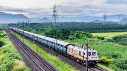 भारताचा चीनला दणका, थेट भूतान येणार भारतीय रेल्वेच्या नकाशावर, ज्याची भीती तेच घडतंय..
