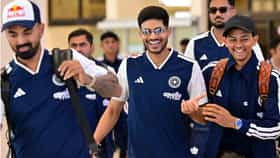 कसोटी मालिकेतून 24 तासाच्या आत दोन खेळाडू आऊट, टीम इंडिया खूश!.