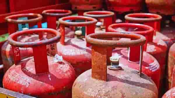 LPG e-KYC Last Date : 16 ऑगस्टची Deadline चुकली? आता LPG ग्राहकांनी काय करावं?