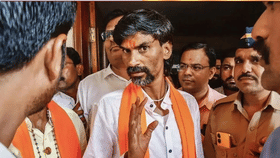 मनोज जरांगेंकडून आंदोलनासाठी कायदेशीर प्रक्रिया, थेट पोलिसांना अर्ज अन् आझाद मैदानावर...