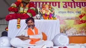 Manoj Jarange Patil | मनोज जरांगेंच्या उपोषणाचा तिसरा दिवस; सरकारकडून आज मोठी चर्चा, कोण कोण जाणार?