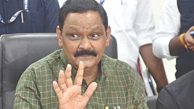 मंत्री अशोक उईके आणि सामाजिक कार्यकर्त्याची धक्कादायक ऑडिओ क्लिप, थेट