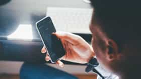 Jio, Airtel व Vi चे मोबाईल रिचार्ज संपल्यानंतर इनकमिंग सर्व्हिसेस किती दिवस सक्रिय राहते? जाणून घ्या