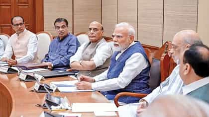 21 ऑगस्टला केंद्रीय मंत्रिमंडळाचा विस्तार, फडणवीसांबाबत मोठी अपडेट.