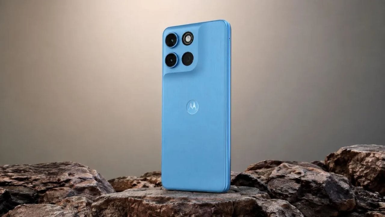 7000mAh बॅटरी असलेला मोटोरोला मोटो जी मॅक्स भारतात लाँच, जाणून घ्या किंमत आणि फिचर्स 7000mAh बॅटरी असलेला मोटोरोला मोटो जी मॅक्स भारतात लाँच, जाणून घ्या किंमत आणि फिचर्स