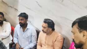 आता सहन नाही करणार.. परळच्या राड्यात जखमी झालेल्या सागरला भेटल्यानंतर निलेश राणेंकडून वॉर्निंग