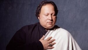 निधनानंतर सुपरहीट झाली Nusrat Fateh Ali Khan यांची जुनी कव्वाली