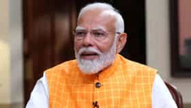 पीएम मोदी बिछान्यावर गेल्यानंतर किती सेकंदात झोपून जातात? ऐका...