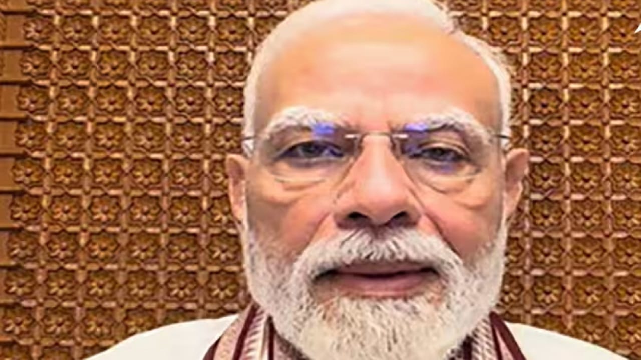 भारतात मेटाला सर्वात मोठा धक्का, मोदींवरील मॉर्फ्ड कंटेटवरून थेट गुन्हा; काय आहे नेमकं प्रकरण? भारतात मेटाला सर्वात मोठा धक्का, मोदींवरील मॉर्फ्ड कंटेटवरून थेट गुन्हा; काय आहे नेमकं प्रकरण?