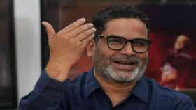 प्रशांत किशोर यांच्याकडून भाजपला धक्का, विजयासाठी लाडू आणलेत पण...