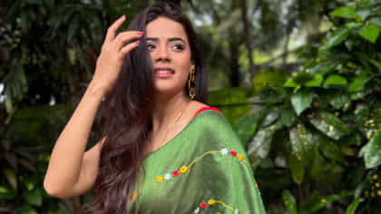 घरोघरी मातीच्या चुलीमधील अभिनेत्रीचा श्रावणी लूक चर्चेत; फोटो व्हायरल.