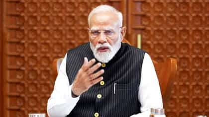 मोठी बातमी ! मोदींची प्रकृती बरी नाही, अस्वस्थ, थकले... कुणाचा दावा?.