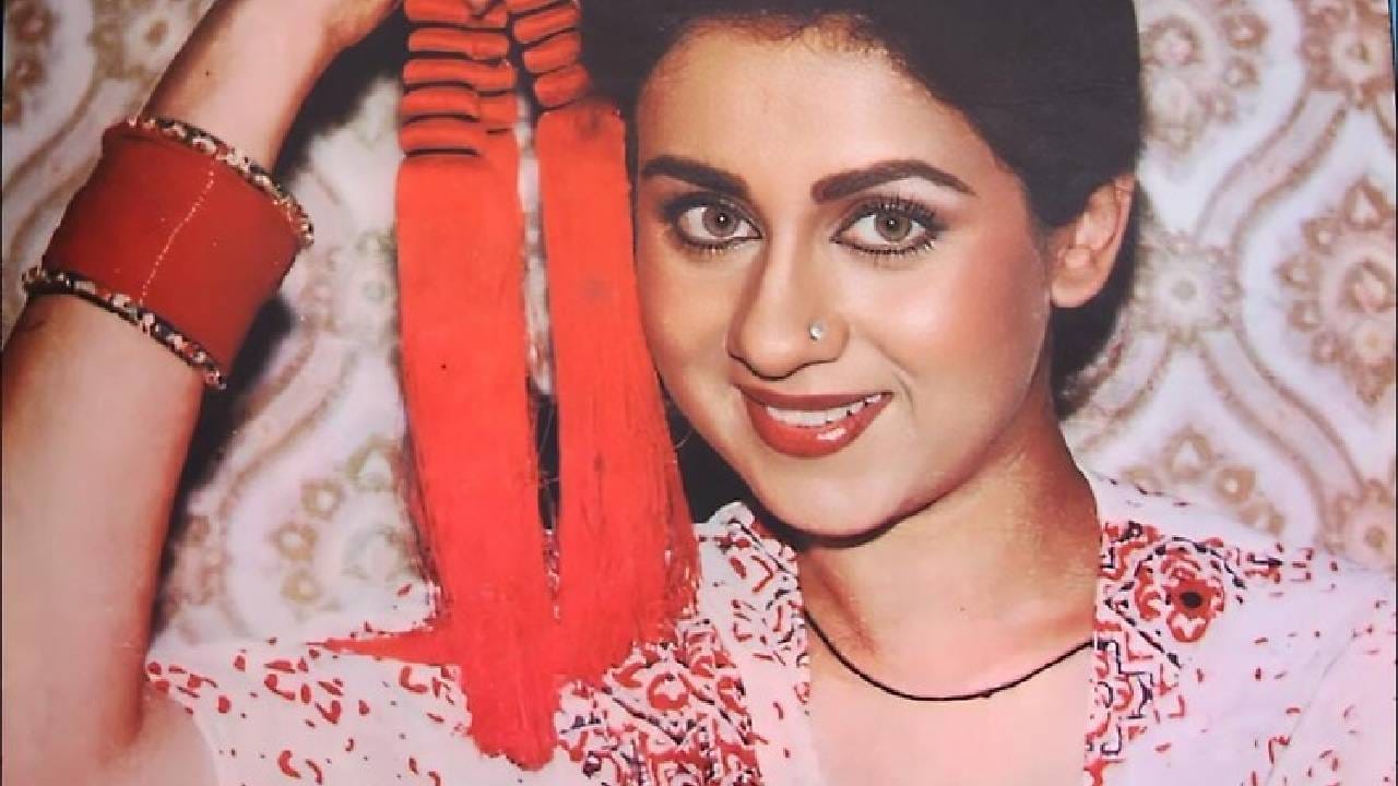 प्रीती सप्रू यांच्याशी संबंधित एक किस्सा आजही चर्चेत असतो. एका चित्रपटाच्या शूटिंगदरम्यान प्रीती सप्रू यांच्या जीवाला धोका निर्माण झाला होता. त्यावेळी अमिताभ बच्चन यांनी स्वतःच्या जीवाची पर्वा न करता त्यांना वाचवल्याचा दावा काही रिपोर्ट्समध्ये करण्यात आला आहे. या घटनेमुळे प्रीती सप्रू आजही अमिताभ बच्चन यांच्याबद्दल कृतज्ञ असल्याचे सांगितले जाते.