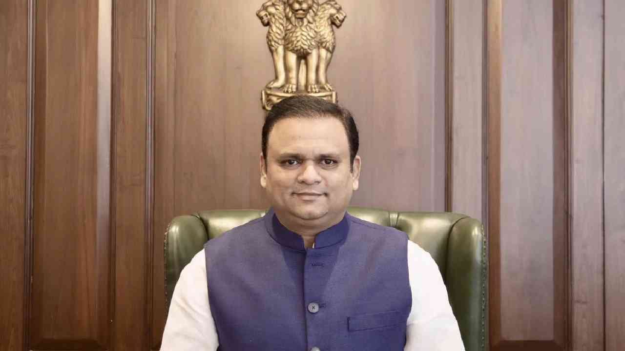 Rahul Narvekar : आमदार अपात्रतेच्या मुद्यावरील माझा निर्णय सुप्रीम कोर्टात टिकून राहील, राहुल नार्वेकरांनी सांगितलं त्यामागचं कारण...VIDEO Rahul Narvekar : आमदार अपात्रतेच्या मुद्यावरील माझा निर्णय सुप्रीम कोर्टात टिकून राहील, राहुल नार्वेकरांनी सांगितलं त्यामागचं कारण...VIDEO