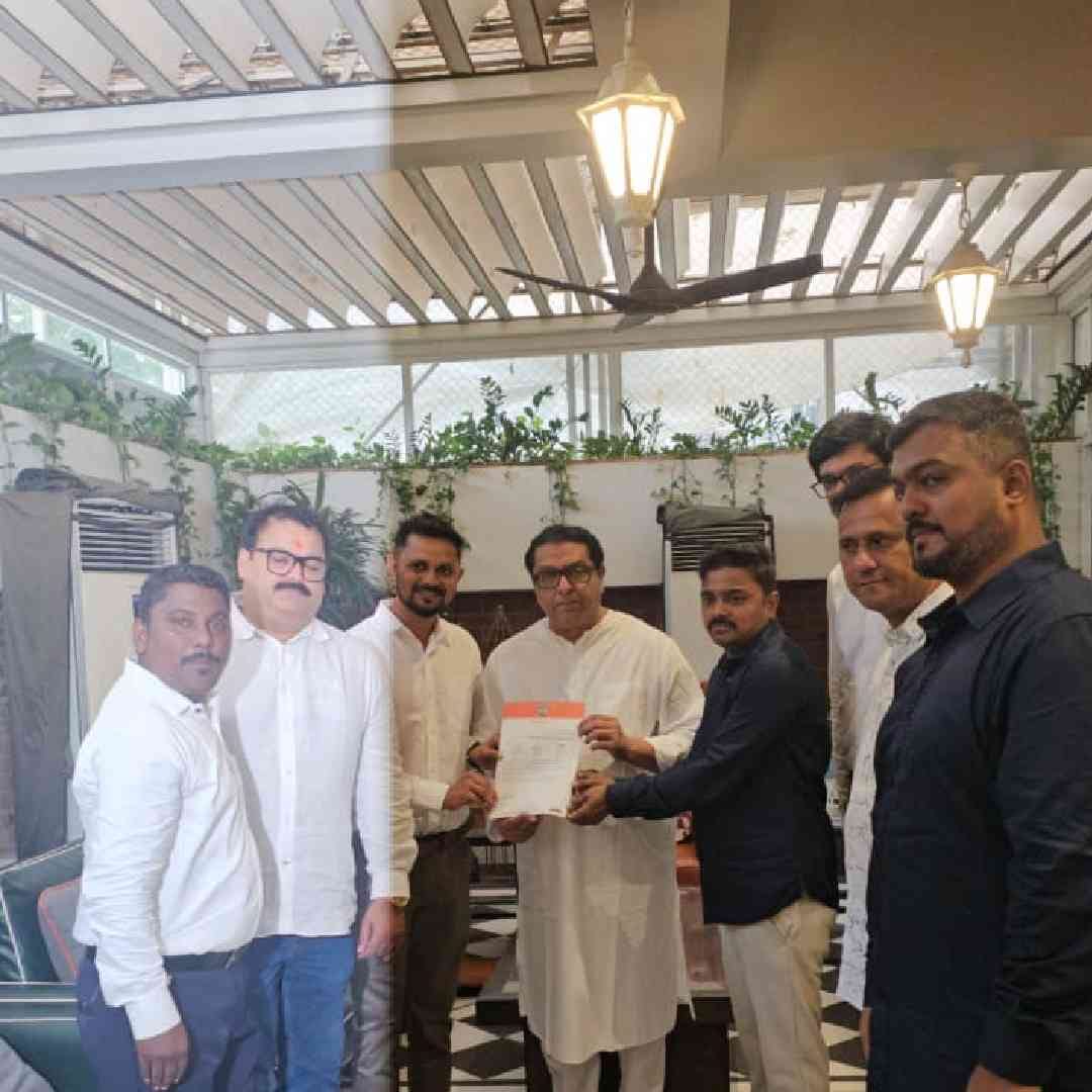 काल ठाकरे रायगडच्या दौऱ्यावर होते. गेल्या कित्येक वर्षांपासून मुंबई-गोवा महामार्ग पूर्ण होत नाहीय. त्या मुद्यावरून त्यांनी अनेकदा केंद्रीय रस्ते महामार्ग मंत्री नितीन गडकरी यांच्यावर टीका केली आहे. काल त्यांनी थेट तिथूनच नितीन गडकरी यांच्याशी चर्चा केली.