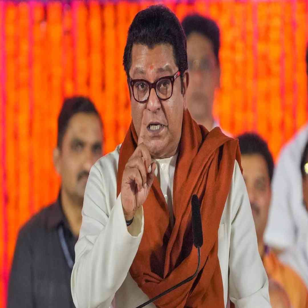 मागच्या 14 वर्षांपासून राज ठाकरे यांना राजकारणात सातत्याने अपयशाचा सामना करावा लागतोय. 2009 ची विधानसभा निवडणूक आणि त्यानंतर 2012 च्या महापालिका निवडणुकीत त्यांच्या पक्षाला बऱ्यापैकी यश मिळालं. पण नंतर पक्षाची घसरण सुरुच राहिली. 2014 आणि 2019 च्या विधानसभा निवडणुकीत पक्षाचा फक्त एक आमदार निवडून आला. 2024 मध्ये भोपळाही फोडता आला नाही.
