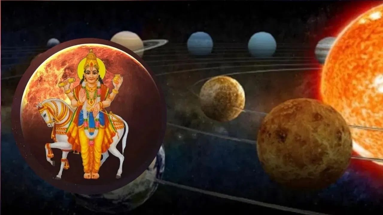 तुळ राशीत शुक्राचं संक्रमण, या 4 राशींच्या व्यक्तींसाठी लाभदायक, दुसरी रास ठरणार सर्वात खास तुळ राशीत शुक्राचं संक्रमण, या 4 राशींच्या व्यक्तींसाठी लाभदायक, दुसरी रास ठरणार सर्वात खास