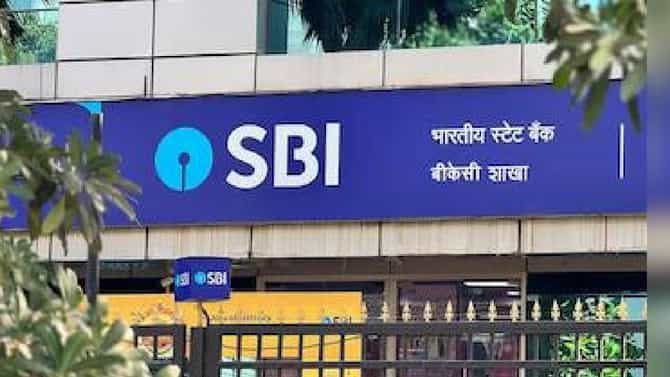 ऑगस्ट महिन्यात SBI मध्ये FD करायचीय? गुंतवणूक करण्यापूर्वी तपासा नवे व्याजदर; या कालावधीत मिळेल सर्वाधिक परतावा