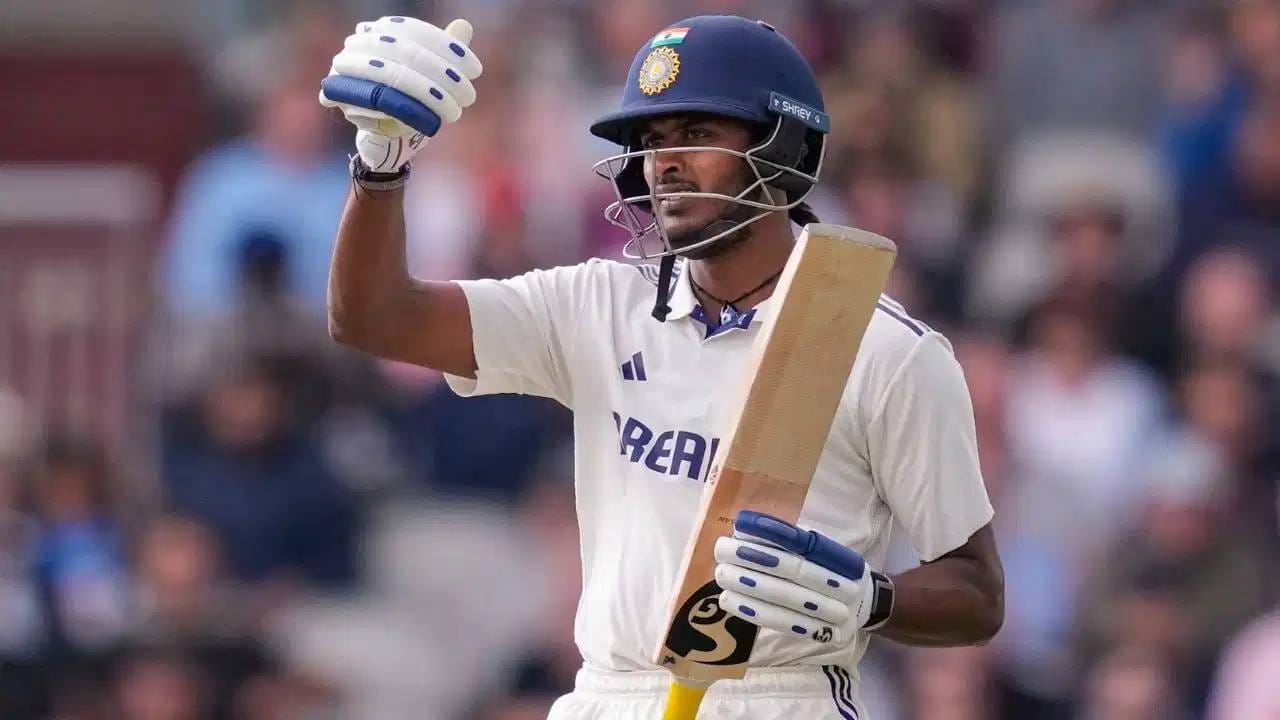 IND vs SL: कसोटी मालिकेपूर्वी नको तेच घडलं! साई सुदर्शन दुखापतीमुळे बाद, कोणाला मिळणार संधी? IND vs SL: कसोटी मालिकेपूर्वी नको तेच घडलं! साई सुदर्शन दुखापतीमुळे बाद, कोणाला मिळणार संधी?
