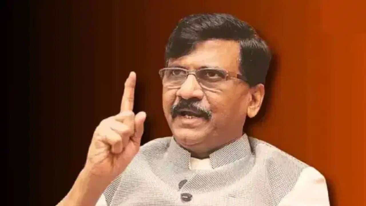 तेच ते चंपतराय..., ठाकरे गटाच्या मोर्चापूर्वी नाशिकमध्ये वातावरण तापलं, राऊतांचा महाजनांपासून फडणवीसांपर्यंत हल्लाबोल तेच ते चंपतराय..., ठाकरे गटाच्या मोर्चापूर्वी नाशिकमध्ये वातावरण तापलं, राऊतांचा महाजनांपासून फडणवीसांपर्यंत हल्लाबोल