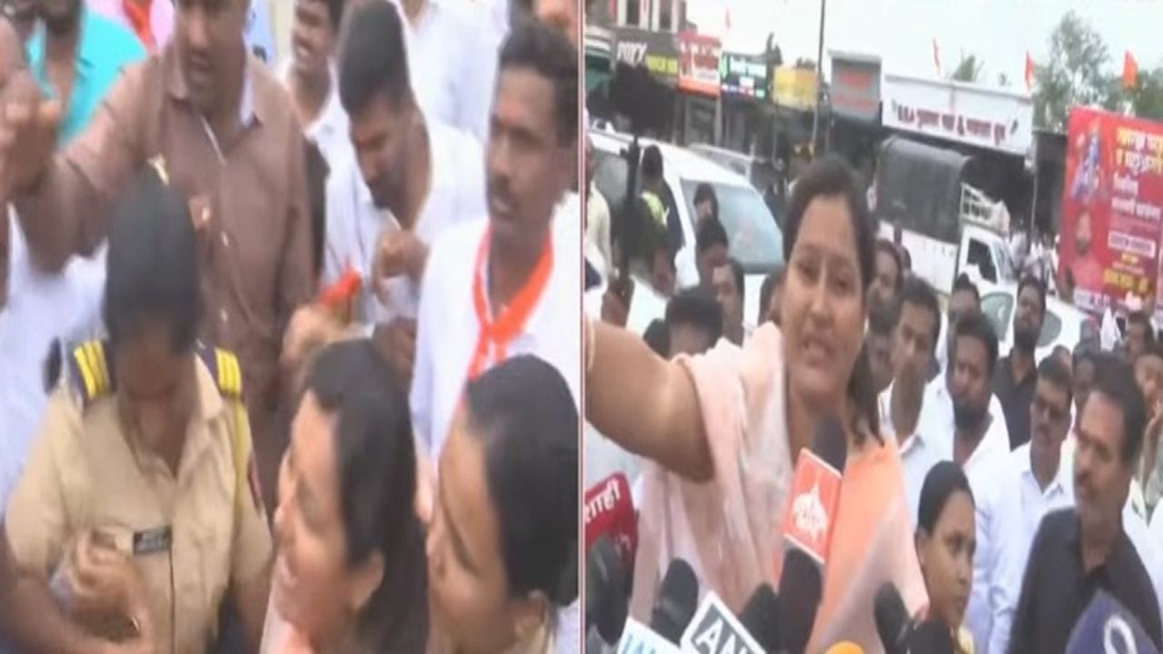 मोठी बातमी! संजय राऊत यांच्या कार्यक्रमस्थळी मोठा राडा, भाजपाच्या कार्यकर्त्यांनी येऊन... वातावरण तापलं! मोठी बातमी! संजय राऊत यांच्या कार्यक्रमस्थळी मोठा राडा, भाजपाच्या कार्यकर्त्यांनी येऊन... वातावरण तापलं!