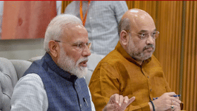 एरवी सर्व विषयांवर बोलणारे शहा प्रधानांच्या विषयावर गप्प, म्हणजे...-1724693