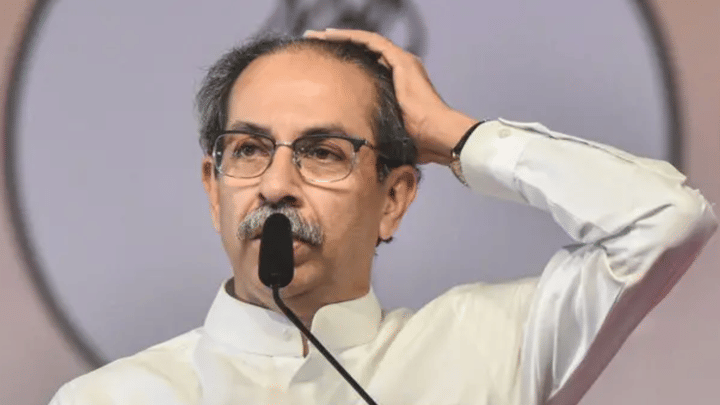 गद्दारी करून मलाही आमदारकी... ठाकरेंच्या बड्या नेत्याचं विधान तुफान चर्चेत, असं काही घडलं की... गद्दारी करून मलाही आमदारकी... ठाकरेंच्या बड्या नेत्याचं विधान तुफान चर्चेत, असं काही घडलं की...