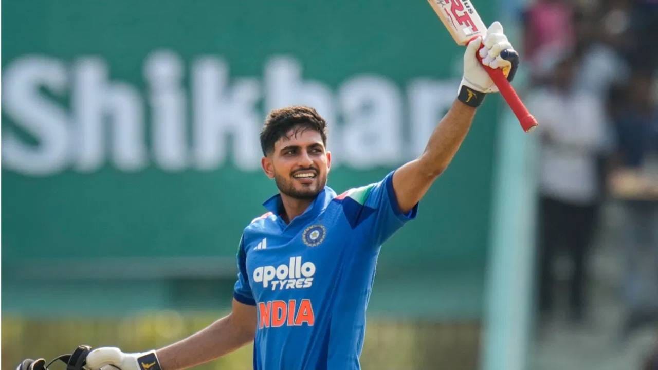 भारतीय संघ श्रीलंका दौऱ्यावर जाणार असून दोन सामन्यांची कसोटी मालिका खेळणार आहे. या मालिकेसाठी टीम इंडियाची जोरदार तयारी सुरू आहे. शुबमन गिल या मालिकेनंतर नव्या टी20 लीग स्पर्धेत खेळताना दिसणार आहे. (PC-PTI)