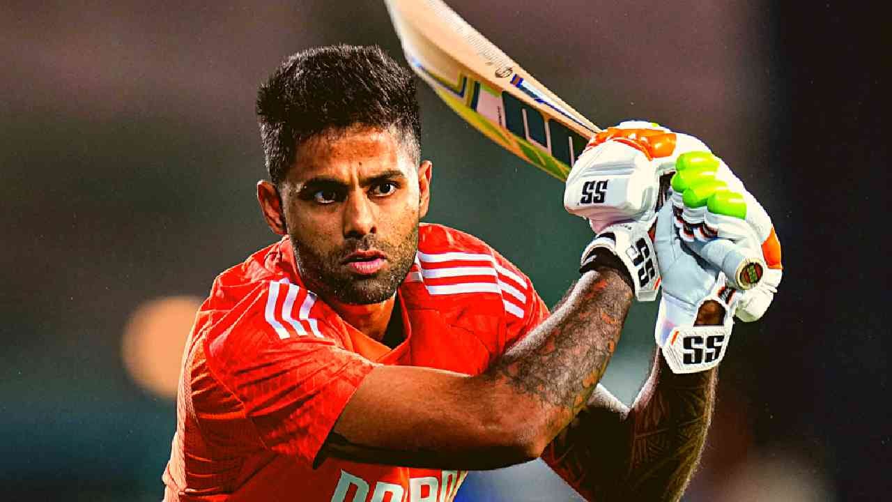 Suryakumar Yadav : मी म्हटलं कसं शक्य आहे, पण..टी20 वर्ल्ड कप जिंकूनही संघातून वगळण्यावर सूर्यकुमार यादवने पहिल्यांदाच सोडलं मौन Suryakumar Yadav : मी म्हटलं कसं शक्य आहे, पण..टी20 वर्ल्ड कप जिंकूनही संघातून वगळण्यावर सूर्यकुमार यादवने पहिल्यांदाच सोडलं मौन