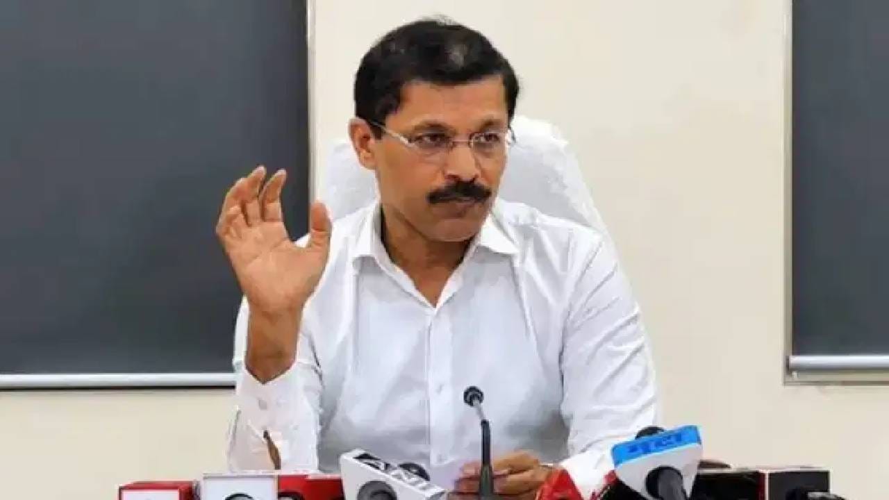 इन्फ्लुएन्सर रेवंत हिमत्सिंग्का हे भारतातील काही सर्वात विश्वासार्ह आणि आवडत्या ब्रँड्स किती अनहेल्दी आहेत हे उघड करण्यात आघाडीवर आहेत, तर फिटनेस युट्युबर नितिन मौर्य यांचा एक व्हिडिओ व्हायरल झाला, ज्यात त्यांनी अशा सेलिब्रिटींबद्दल बोलले जे मुलाखतींमध्ये शुगर-फ्री आणि जंक-फ्री डायट्सचे फायदे सांगतात, पण सॉफ्ट ड्रिंक्स, फास्ट-फूड बर्गर चेन आणि चॉकलेट्स प्रमोट करतात.