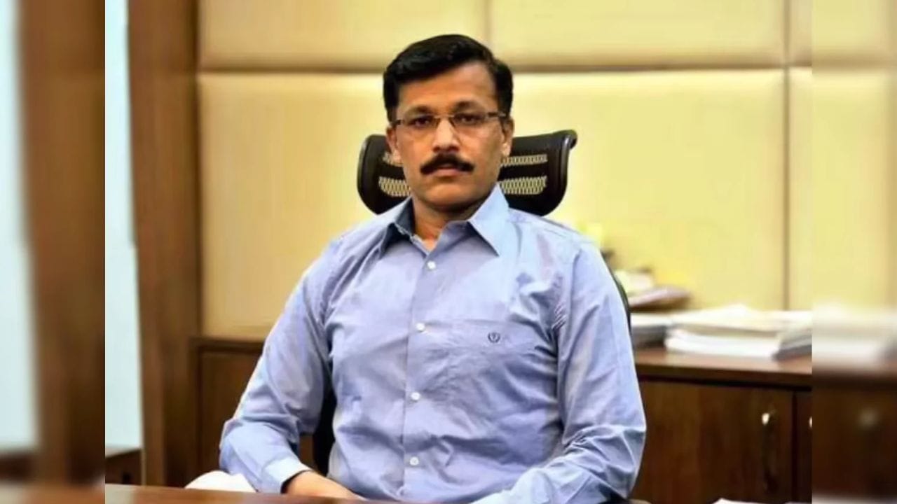 तुकाराम मुंढे यांनी नागरिकांना आवाहन करत म्हटले की, सुट्टे तेल विकत घेऊ नका. हेच नाही तर पॅकेज तेल आहे तर त्याचे लेबल बघा. तुम्ही खरेदी करत असलेले तेल सील बंद आहे का? हे तपासा.