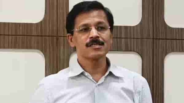 तुकाराम मुंढेंच्या नव्या इशाऱ्याने हवा टाईट, आधी शाहरुख, अजयला नोटीस, आता चूक केली तर...