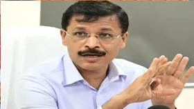 तुकाराम मुंढेंच्या भीतीने जुनी परंपरा मोडली! बऱ्याच काळापासूनची पुण्यातील प्रसिद्ध खाऊगल्ली बंद?