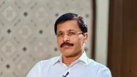 अखेर तुकाराम मुंढेंनी चूक स्वीकारली, शाहरूख, अजयला नोटीस जाताच... कारवाईवर बोलताना मनातलं सांगितलं!
