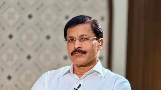 अखेर तुकाराम मुंढेंनी चूक स्वीकारली, शाहरूख, अजयला नोटीस जाताच... कारवाईवर बोलताना मनातलं सांगितलं!